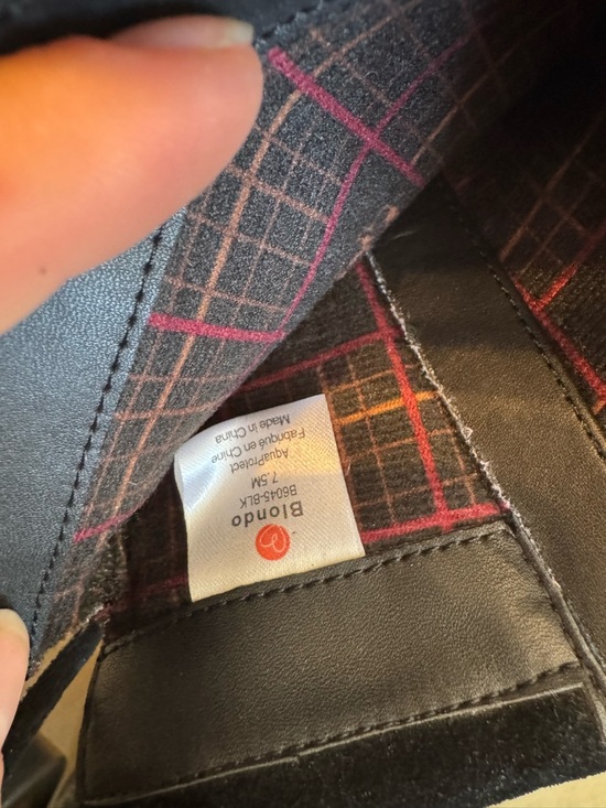 Blondo Black Suede Slouch Block Heel Ankle Boots - Picture 8 of 9